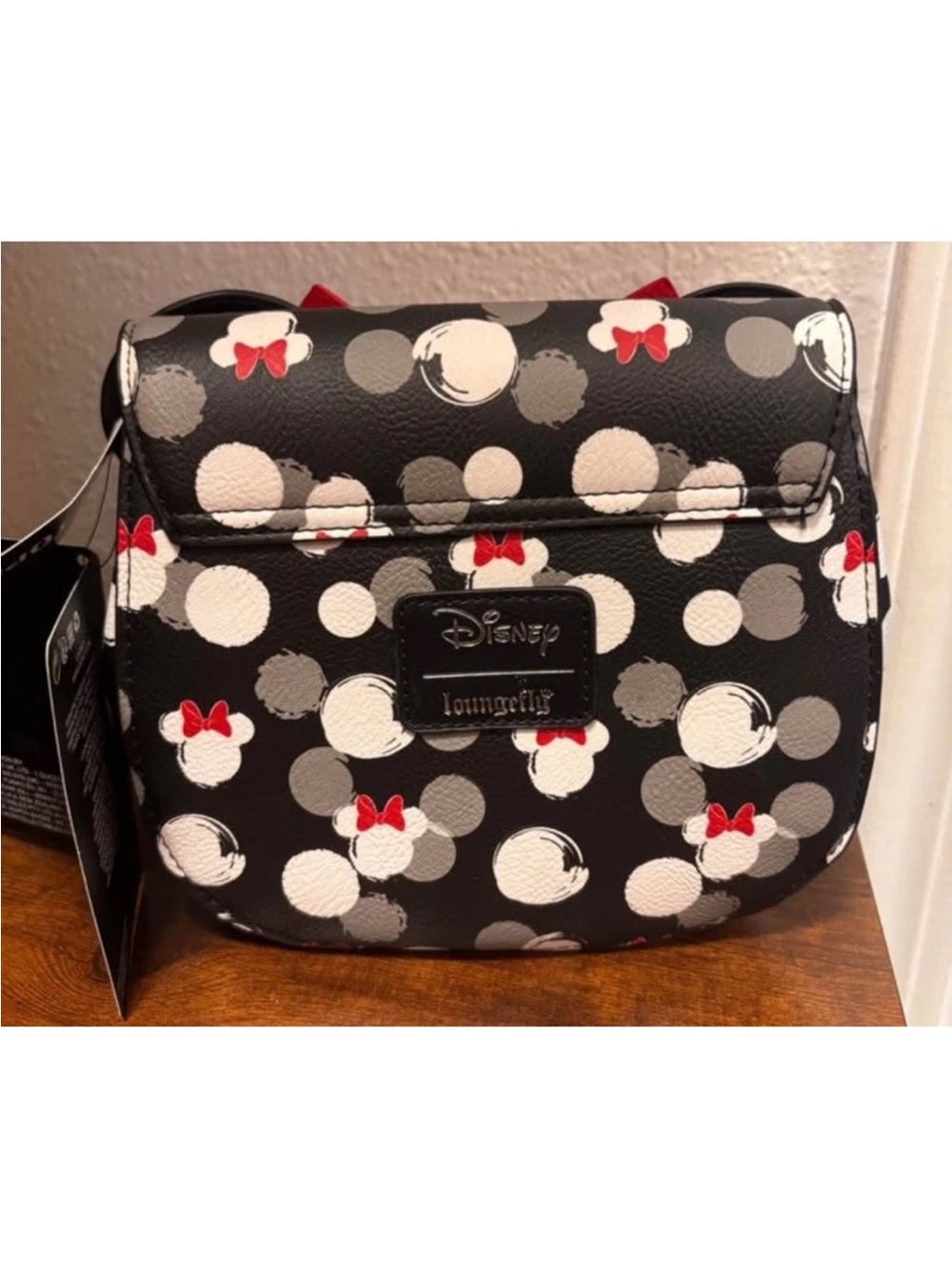 Disney x Loungefly Minnie Mouse Black & Red Crossbody Bag w/Chain Strap - Picture 3 of 4